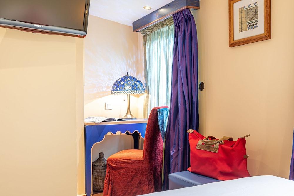 Hotel Royale Montsouris 3*